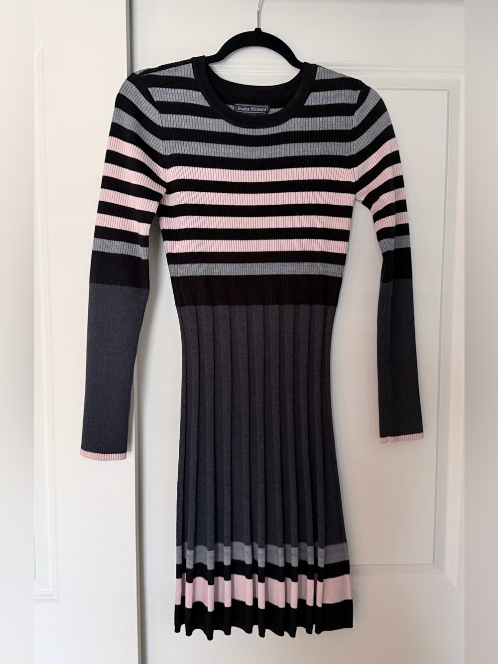 Jessica Howard Striped Ribbed Knit Pleated Sweater Dress - S
